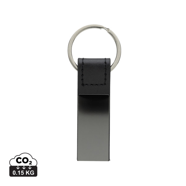 A luxury RCS recycled key ring. PU and zinc alloys